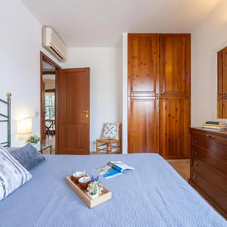 Nyaraló Carlo-1 By Interhome